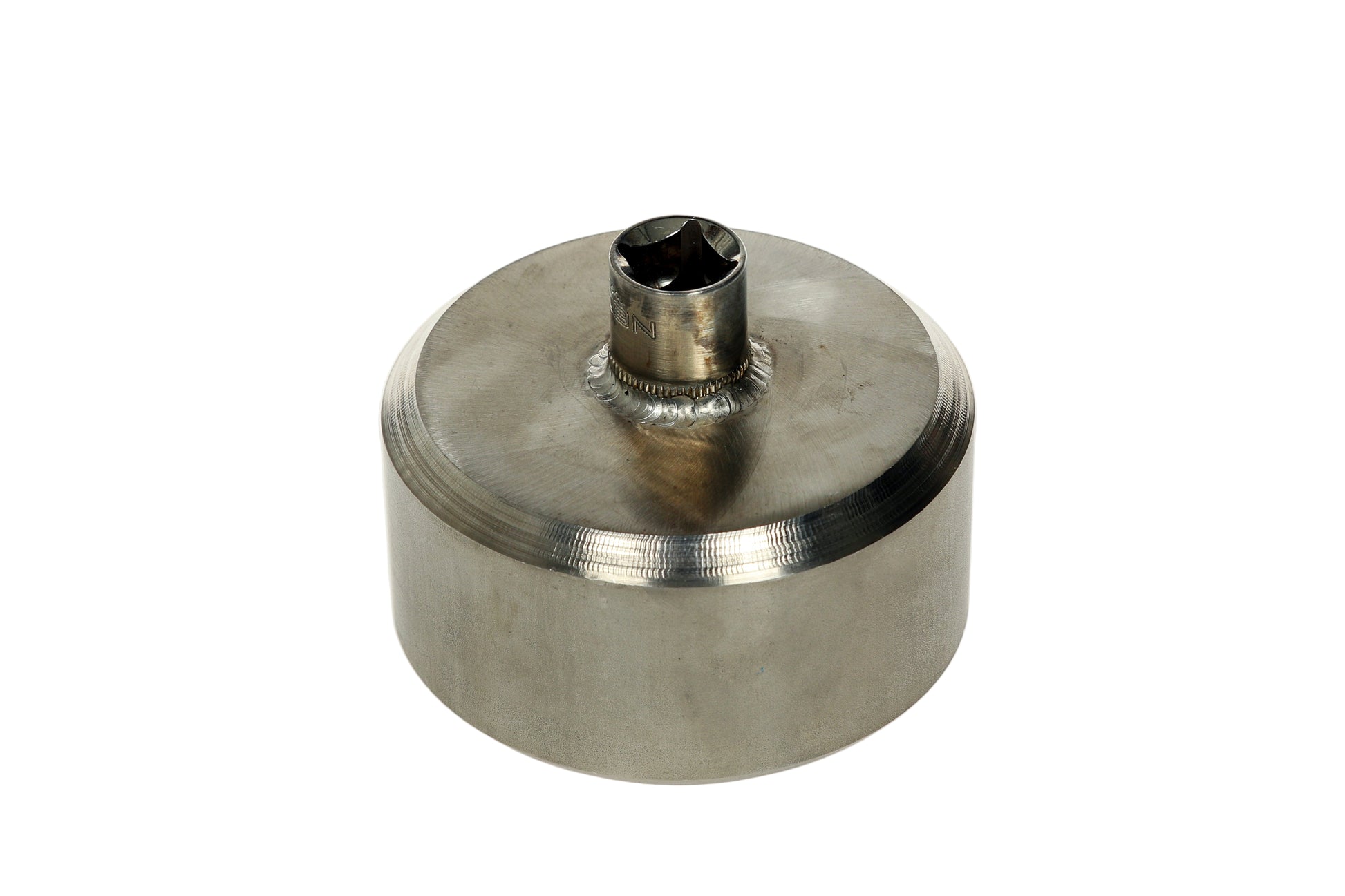 Klucz INOXDUR PK-61 w akcji – narzędzie do zakręcania korków DIN 61 przy użyciu klucza dynamometrycznego.